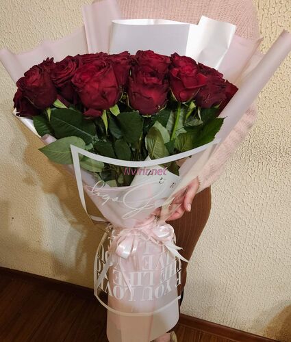 Կարմիր վարդեր, պատվիրել Բորդո վարդեր, Շուրջօրյա առաքում Երևանում