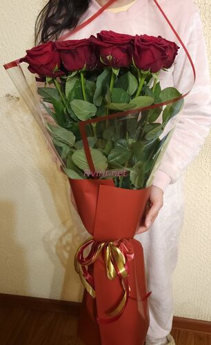 Ծաղիկների Առաքում Հայաստանում, բարձրորակ հոլանդական վարդեր, Շուրջօրյա